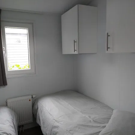 Lathumlodge Met Parkvoorzieningen *